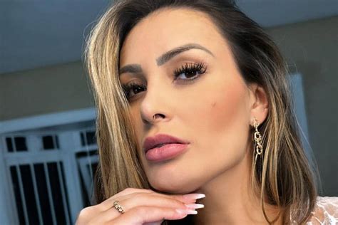 andressa urach bucetinha|Andressa Urach Transando De Quatro